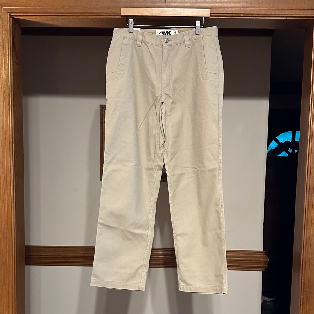 Men's Tan Mountain Khaki Pants